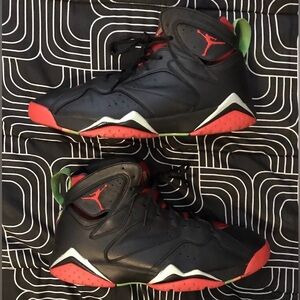 Air Jordan 7 Retro Marvin the Martian
Size 12
